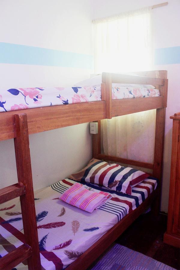 J'S Backpackers Hostel Davao Екстер'єр фото